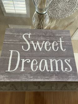 Rustic Sweet Dreams Sign