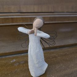 Willow Tree "Angel of Happiness" figurine - 2000