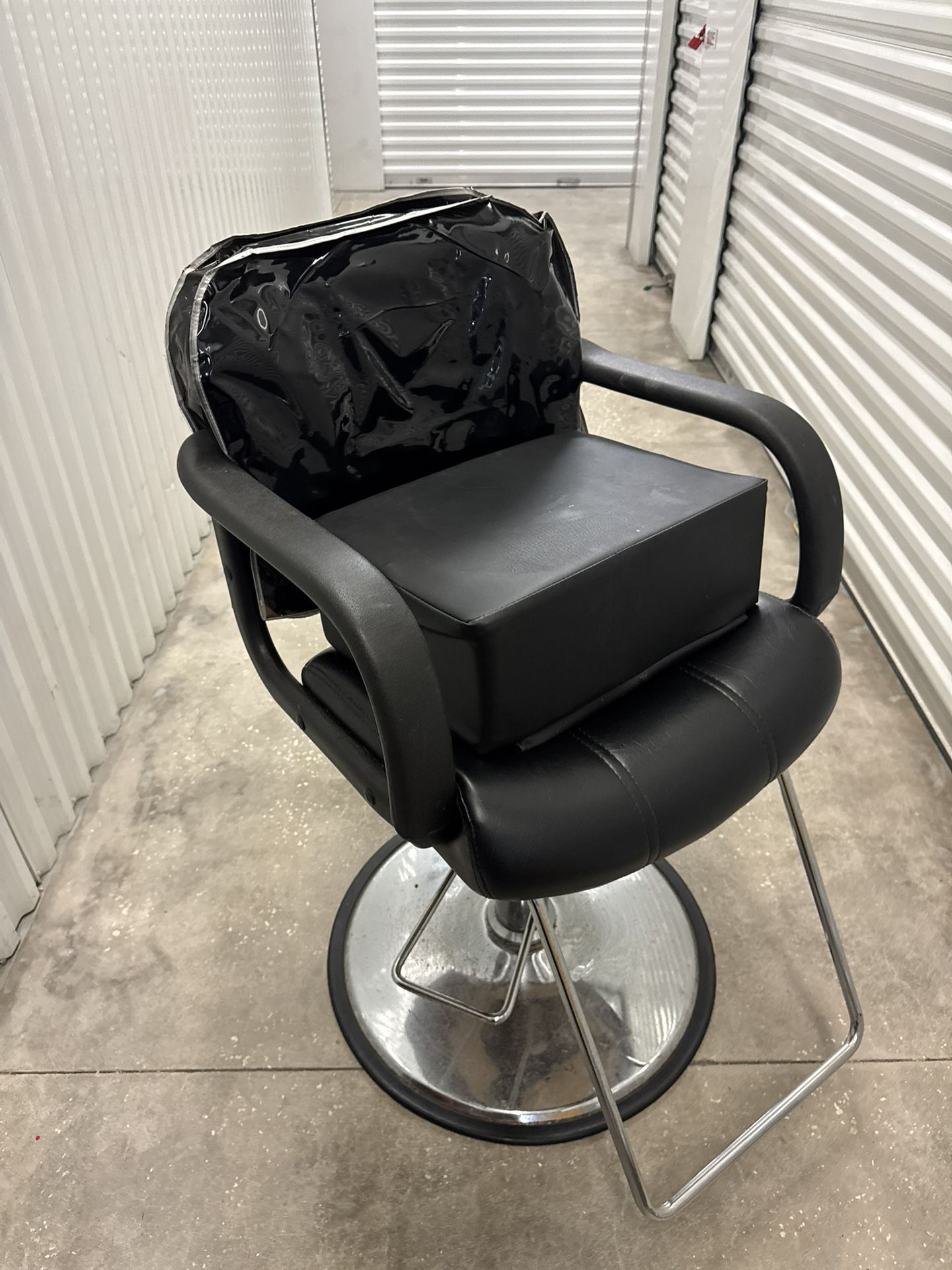 Barber/Salon Chair