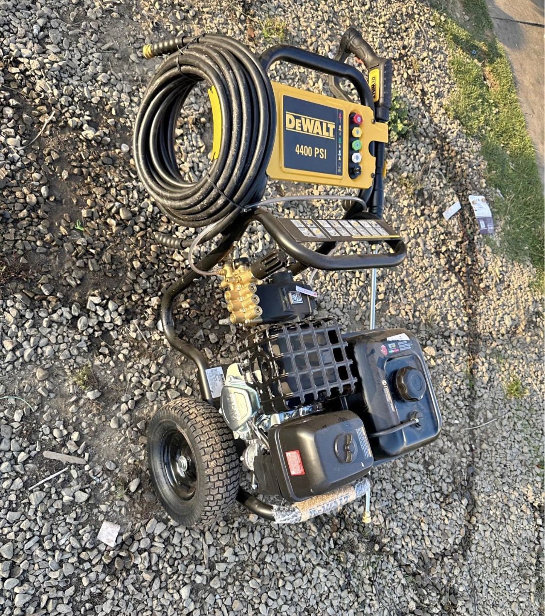 4400 PSI 4.0 GPM Cold Water Gas Pressure Washer by DEWALT