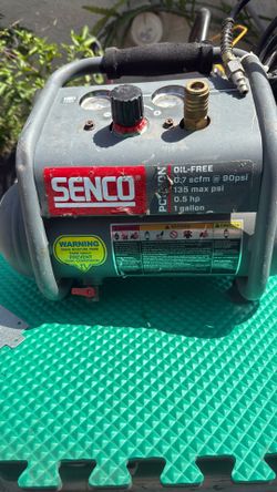 Compresor Senco muy bueno 1 galón