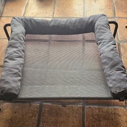 Elevated Cooling Dog Bed 26x30