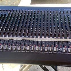 Mixing Console MGP32x