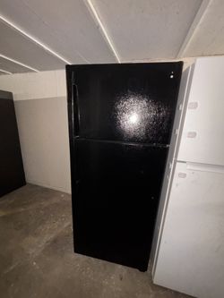 Ge Refrigerators On Good Working Condition