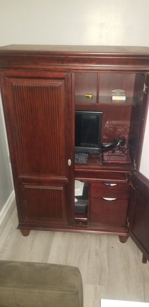 Computer Armouror Cabinet