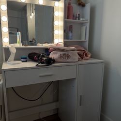 Makeup Vanity 