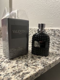 Valentino Mr Dark Night