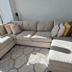 5 Piece Upholstered Sectional In Almond