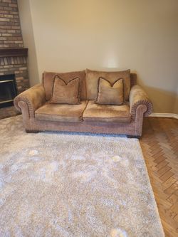 Love seat & sofa