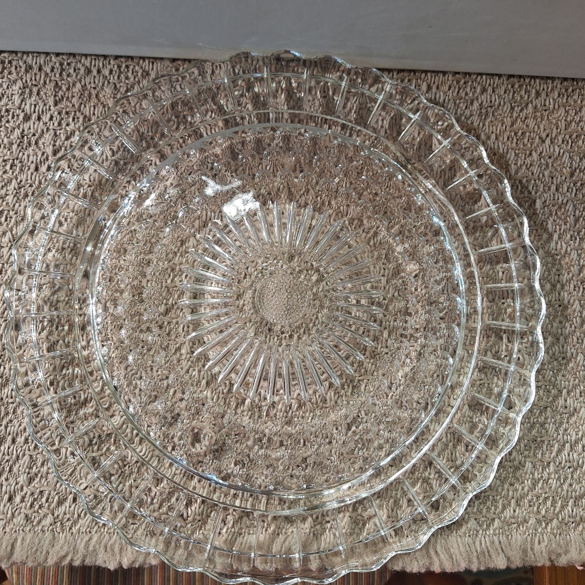 Vintage Federal Glass Cake Plate: Mid-Century Bubble Pattern Cake Stand