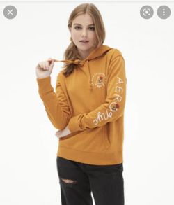 New Aeropostale Pullover Hoodie - Medium