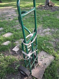 Metal dolly
