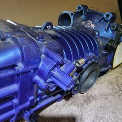 VW Bus 6 Rib Transmission