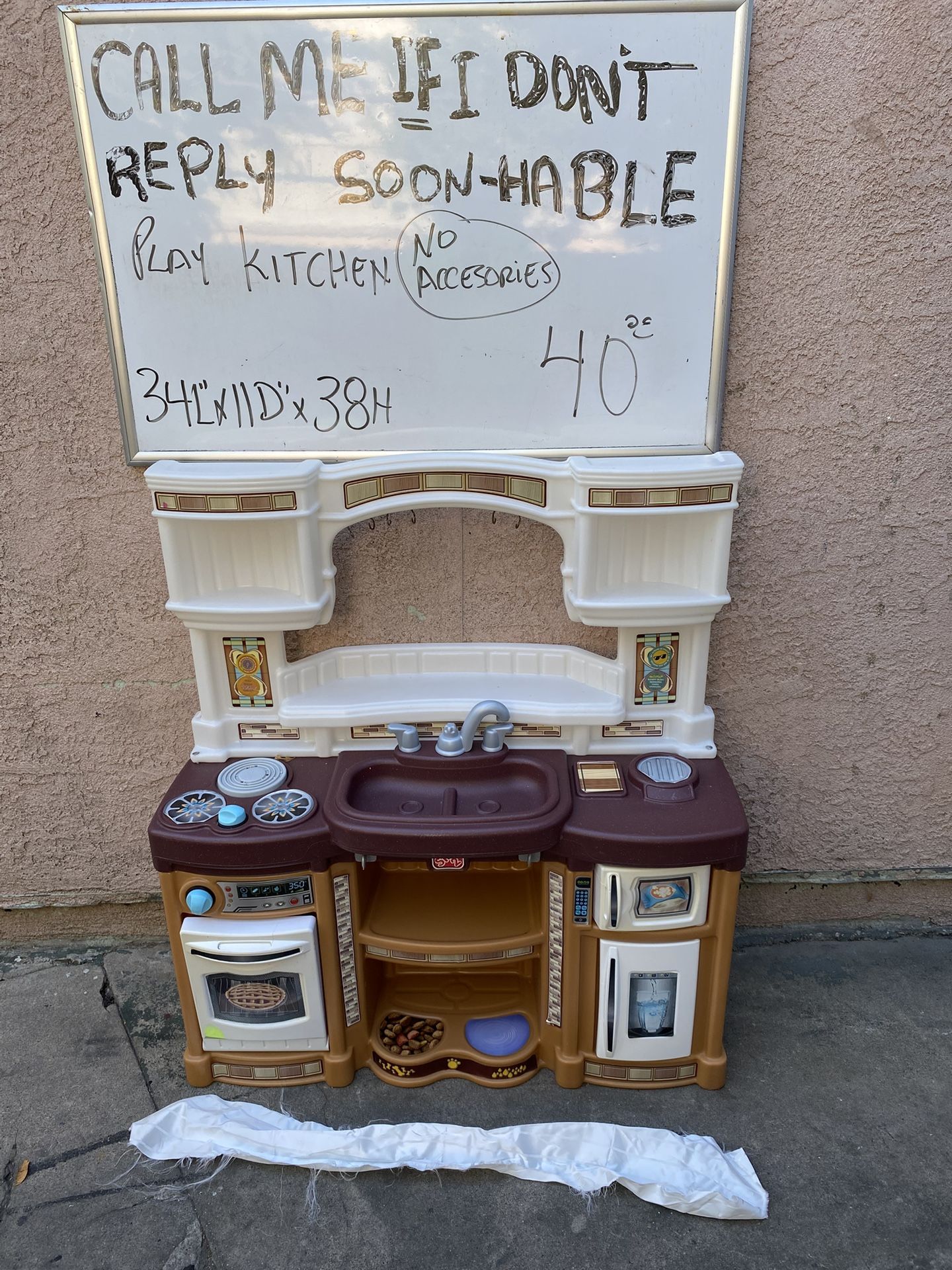 Play Kitchen 