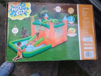 Water slide and jumping Ballon connected