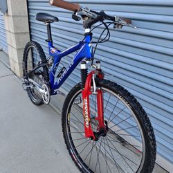 SPECIALIZED MOUNTAIN BIKE FULL SUSPENSION 21 SPEEDS TIRE 26 SIZE M