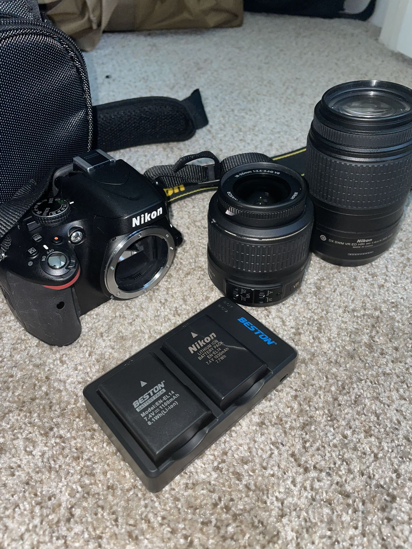 Nikon D5100 Camera Set