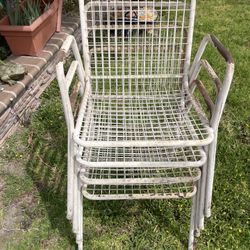 Vintage Set of Four 4 White Emu Garden Rio Stacking Metal Patio Chairs Outdoor Furniture Made in Italy