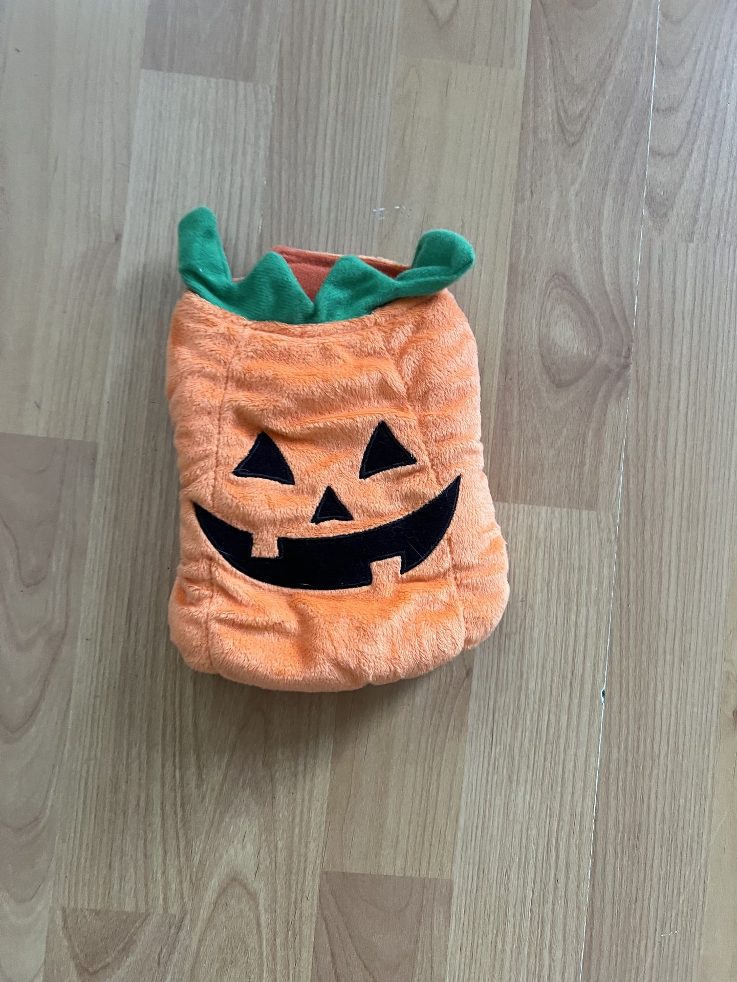 XS PUMPKIN OUTFIT FOR PETS
