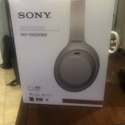 Sony Headphones ; WH-1000XM4