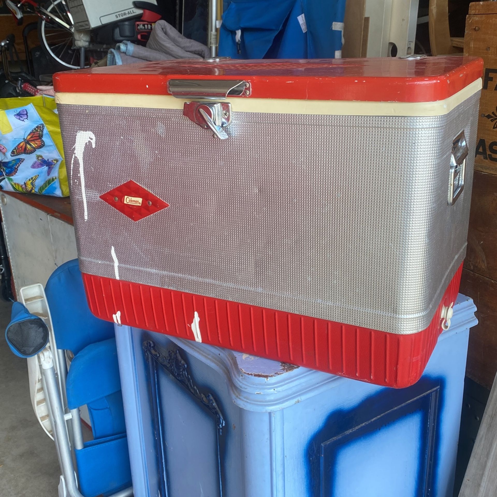 Vintage Coleman  cooler