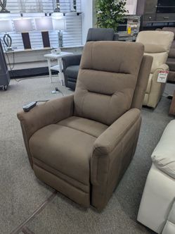 Brown Fabric Lift Chair