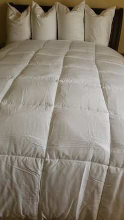 Royal Tradition Down Alternative full/Queen size