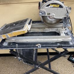 Dewalt 10in Wet Tile Saw 