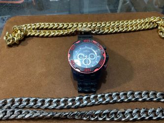 Invicta watch and two stainless steel chains watch works 100 percent all for 130 obo