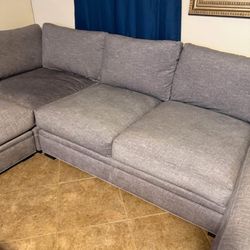 Sectional Couch 