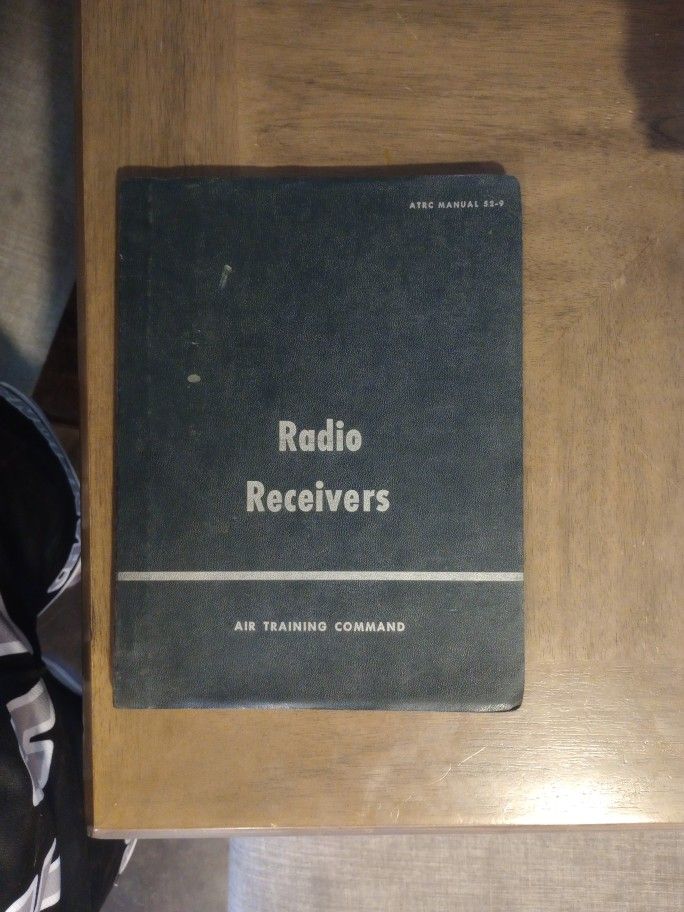 ATRC Manual 52-9 Radio Receivers Air Training Command Book