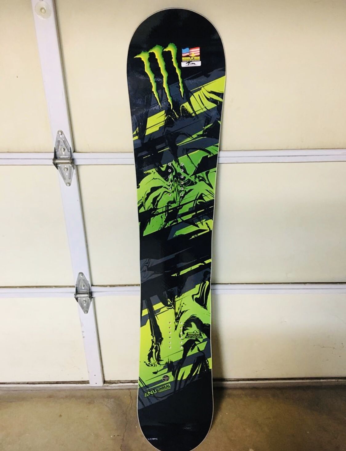 !! BRAND NEW !! GNU Carbon Credit BTX Snowboard 156cm Monster Energy signature edition