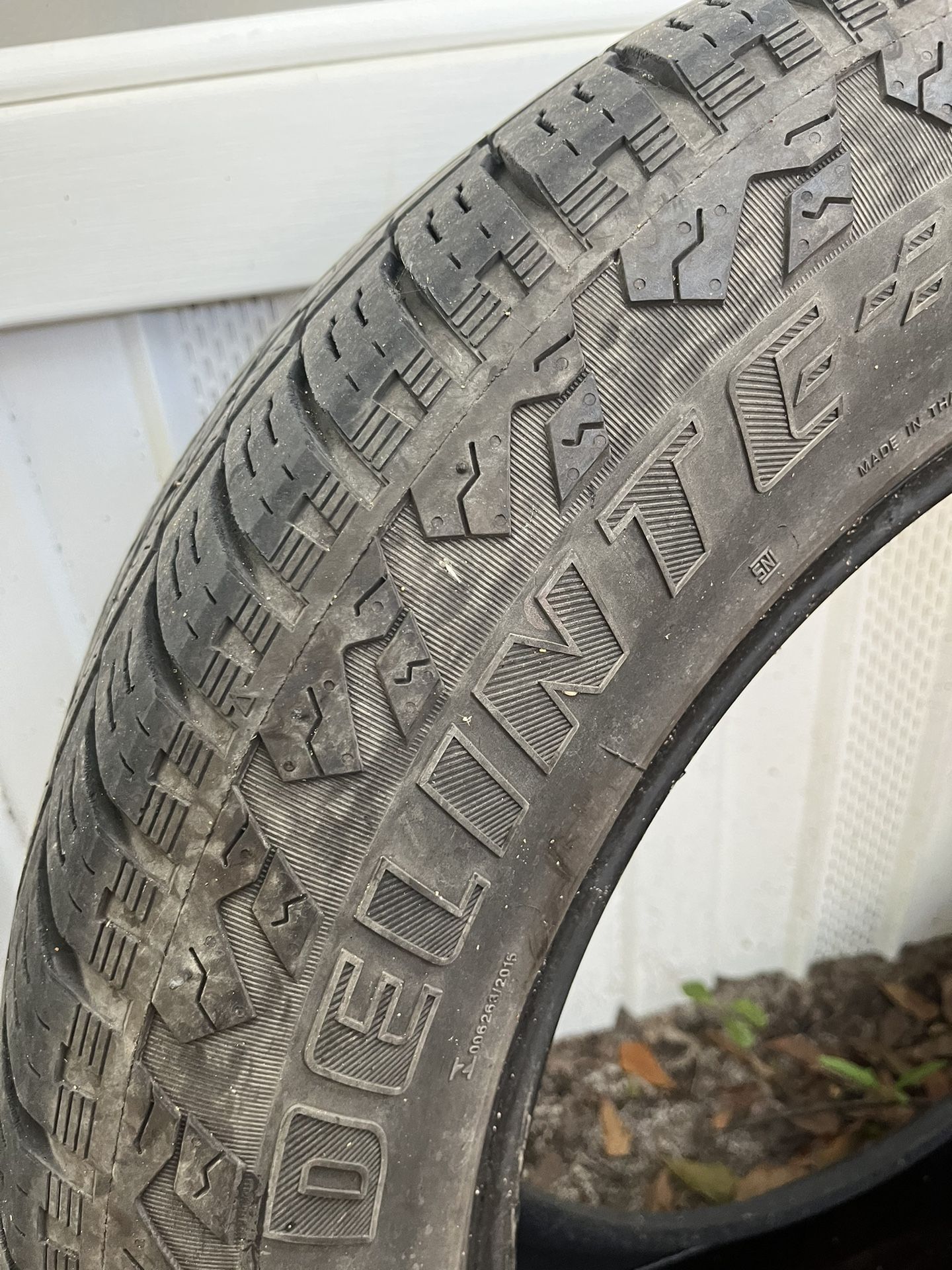 Used tires 275/55/20