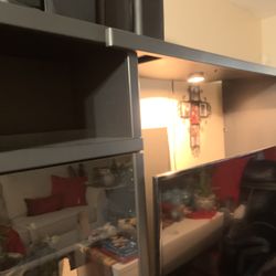  Bookshelves black half five shells in each size Used