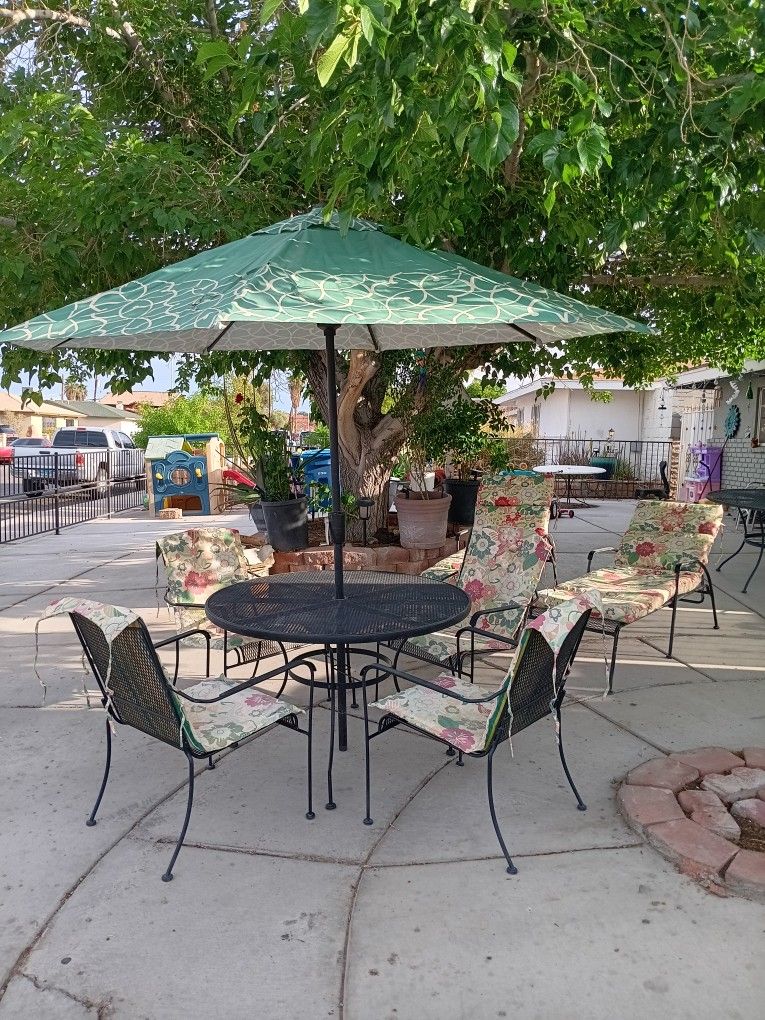 Patio Set
