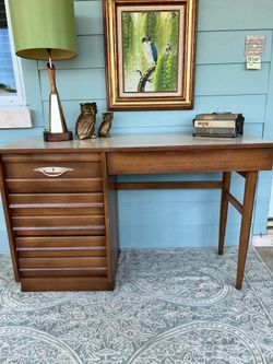 1960s Mid Century Modern American Martinsville Bleached Walnut 4 Drawer Desk