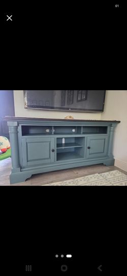 Solid wood tv console