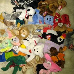 Lot Of 25 Beanie Babies