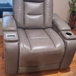 Reclining Sofa