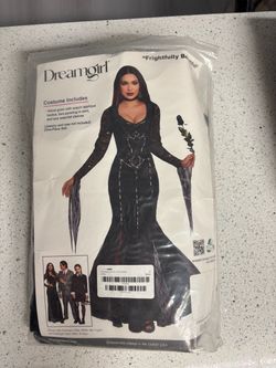 Dream girl “Frightfully Beautiful” Costume