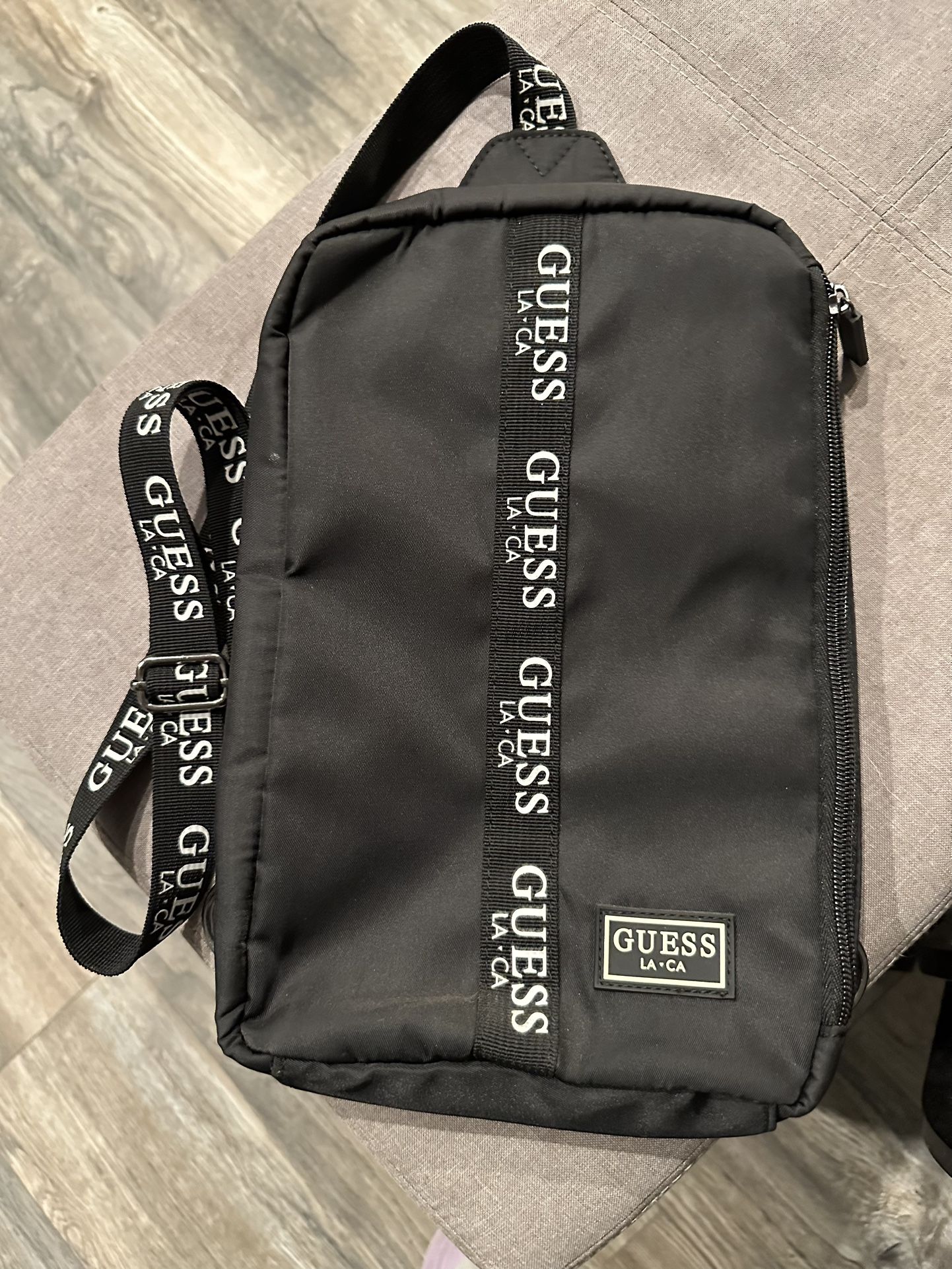 GUESS Crossbody Bag