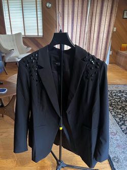 Brand new cutaway blazer with bling