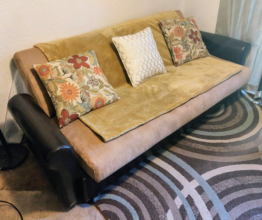 Jacknife Couch/bed FS - $100 or b/o