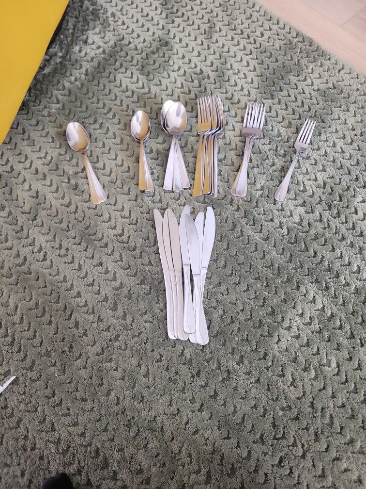 Free Forks/ Spoons