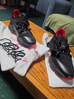 Christian Louboutin Red Runner men size EU 43 (9.5/10 US men size)