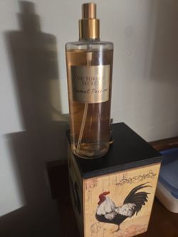 Victoria secret ladies perfume