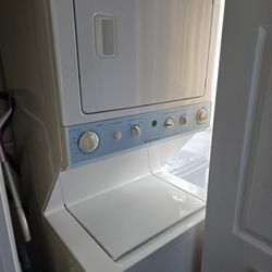 Frigidaire Electric Washer Dryer Combo
