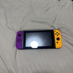 Xbox And Nintendo. Controller And Charger Included 