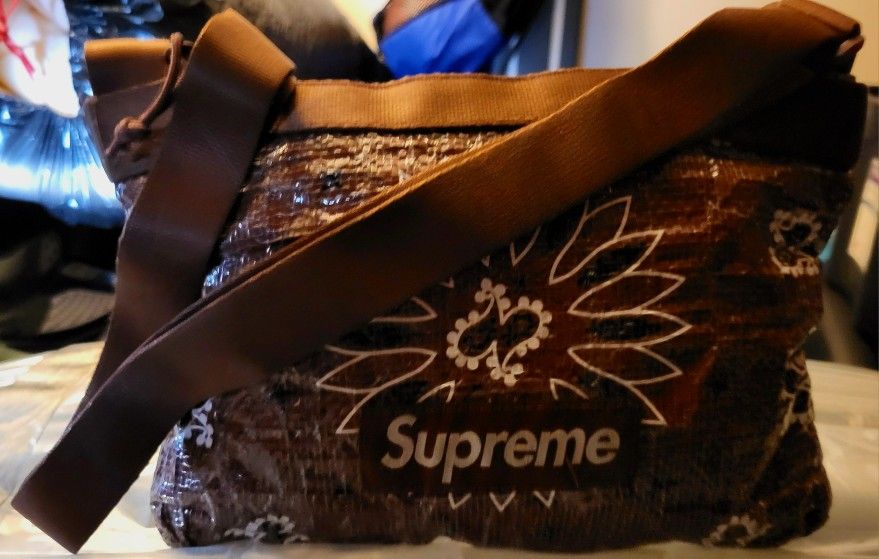 💥SUPREME💥"BANDANA-TARP-SIDE BAG"