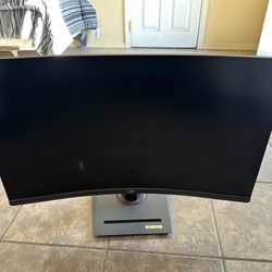 ASUS ROG Strix 32” 1440P USB-C Curved HDR Gaming Monitor (XG32WCS)